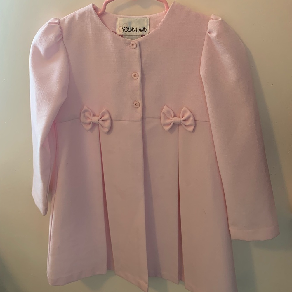 Beautiful soft pink little girl coat 🎀